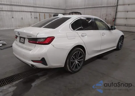 2019 BMW 330I xDrive z USA, uszkodzony, nr VIN WBA5R7C52KAJ78708